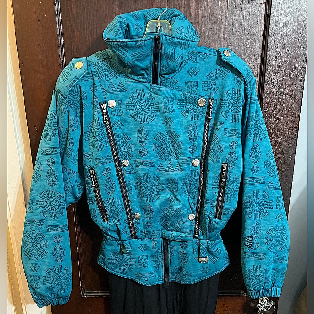 Vintage 90s NILS Ski Snowboard Jacket w/ Teal Southwest Print. Women’s size 8